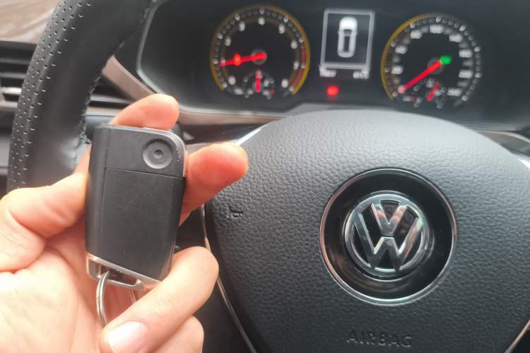 Used Volkswagen Tharu 2020 280TSI Two-Wheel Drive Luxury Plus Version China VI Standard
