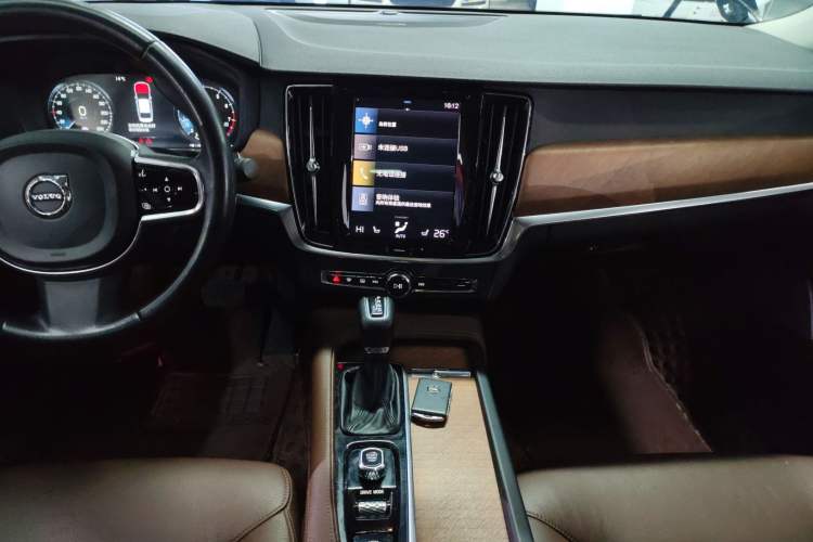 Used Volvo S90 2020 T5 Zhiyuan Luxury Edition