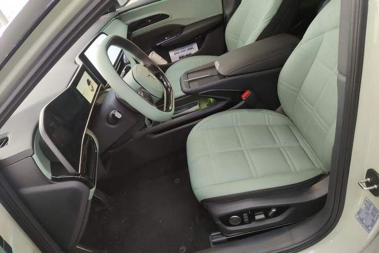 Used Hongqi EH7 2024 820 Pro Honor Edition
