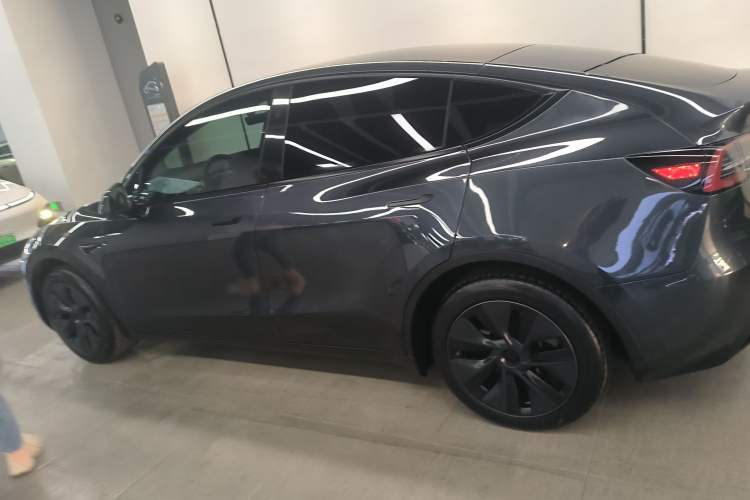 Used Tesla Model Y 2024 Rear-Wheel-Drive Version
