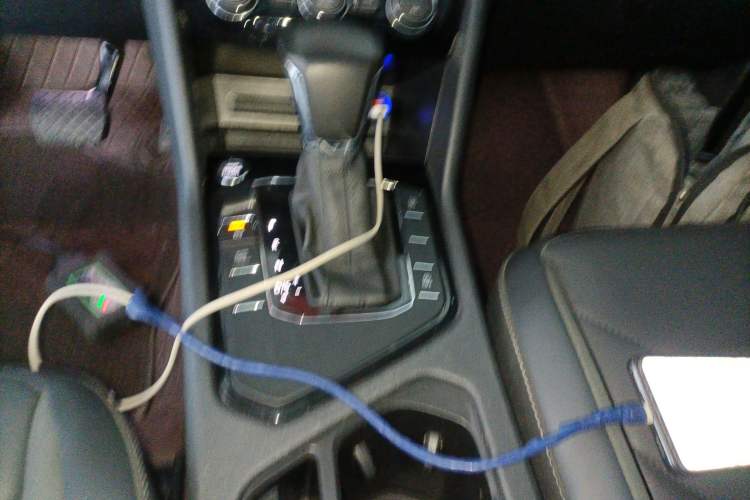 Used Volkswagen Tiguan L 2019 Updated Version 330TSI Automatic Two-Wheel Drive Panoramic Comfort Edition China VI Standard