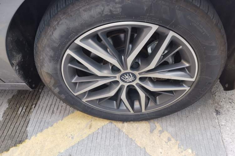 Used BYD Qin PLUS 2021 EV 500KM Premium Model
