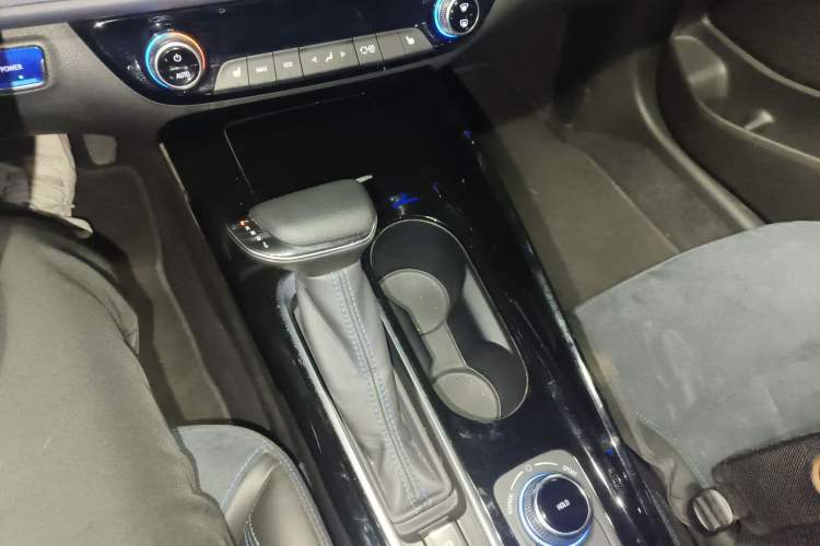 Used Buick Velite 6 2020 Plug-in Hybrid Connected Smart Edition
