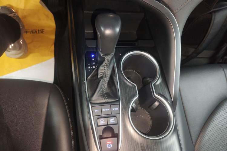 Used Toyota Camry 2021 Dual-Motor 2.5 HGVP Leading Edition
