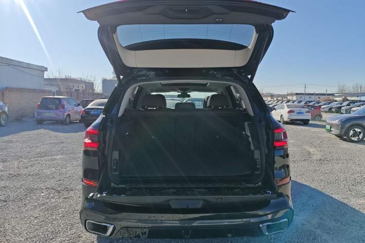 Used BMW X5 2022 xDrive 30Li M Sport Package
