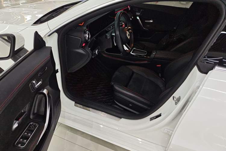 Used Mercedes-Benz CLA 2024 CLA 200
