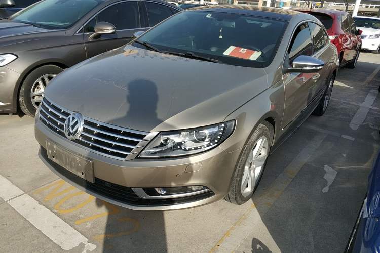 Used Volkswagen FAW-Volkswagen CC 2015 1.8TSI Prestige Model
