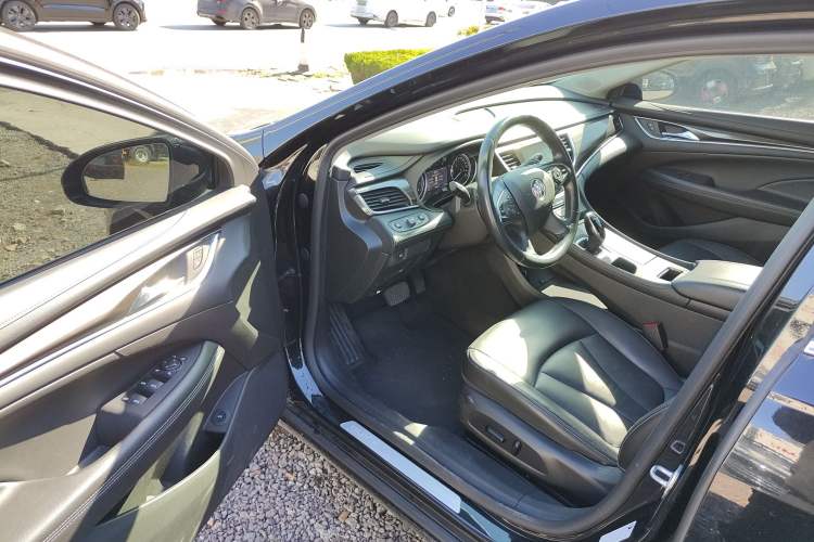 Used Buick LaCrosse 2022 652T Luxury Version