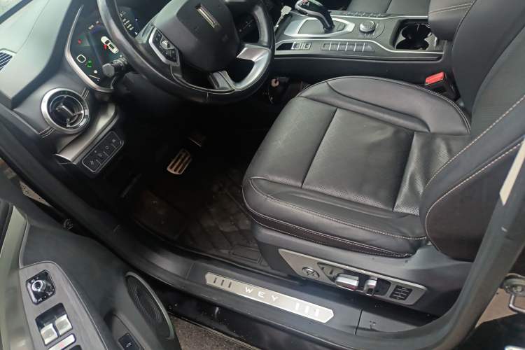 Used Wey VV6 2018 2.0T Two-Wheel Drive Flagship Version China V Standard