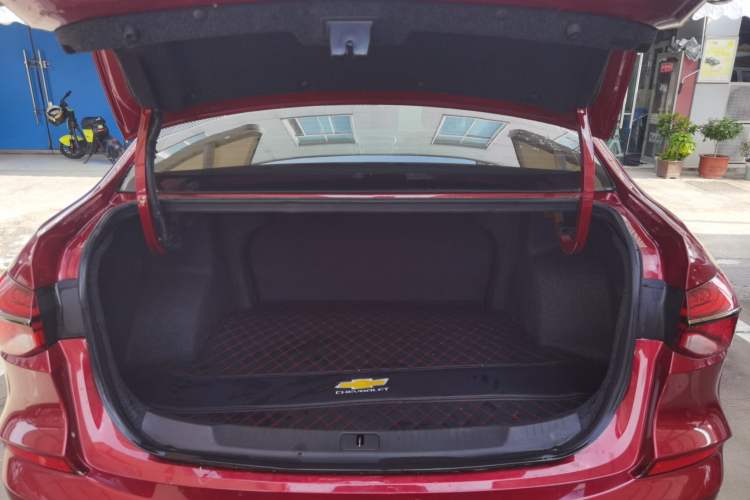 Used Chevrolet Monza 2019 RS 330T Automatic Comfort Edition China VI Standard
