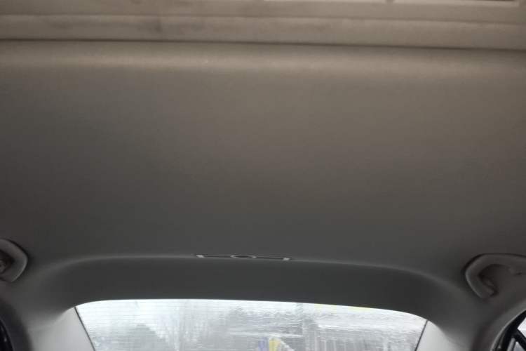 Used Volkswagen Sagitar 2017 230TSI Automatic Comfort Version
