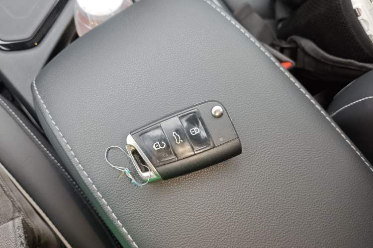 Used Volkswagen Tiguan L 2017 330TSI Automatic Two-Wheel Drive Flagship Edition
