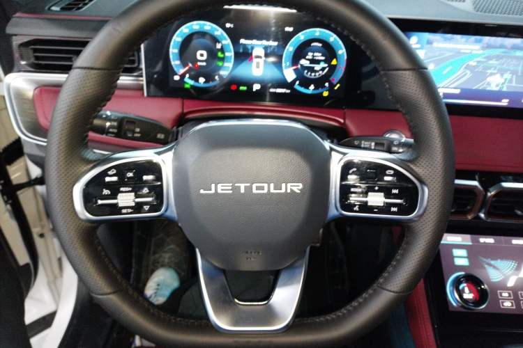 Used JETOUR X70 PLUS 2021 1.6T DCT Pro+ 7-Seater
