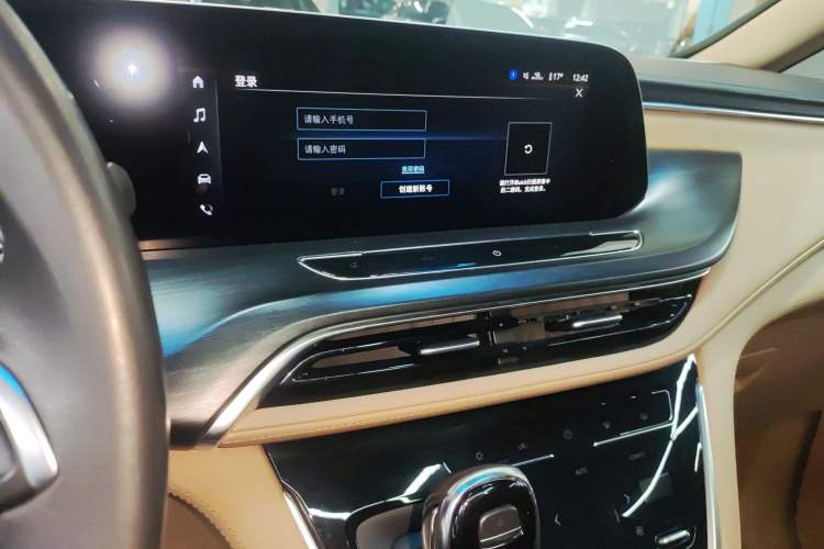 Used Buick GL8 2021 ES Landtrek 653T Luxury Model