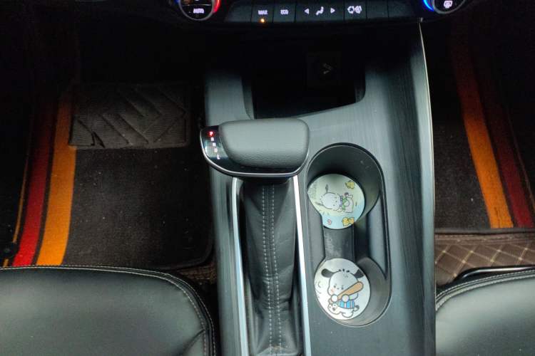 Used Buick Velite 6 2020 Plug-in Hybrid Connected Fashion Model
