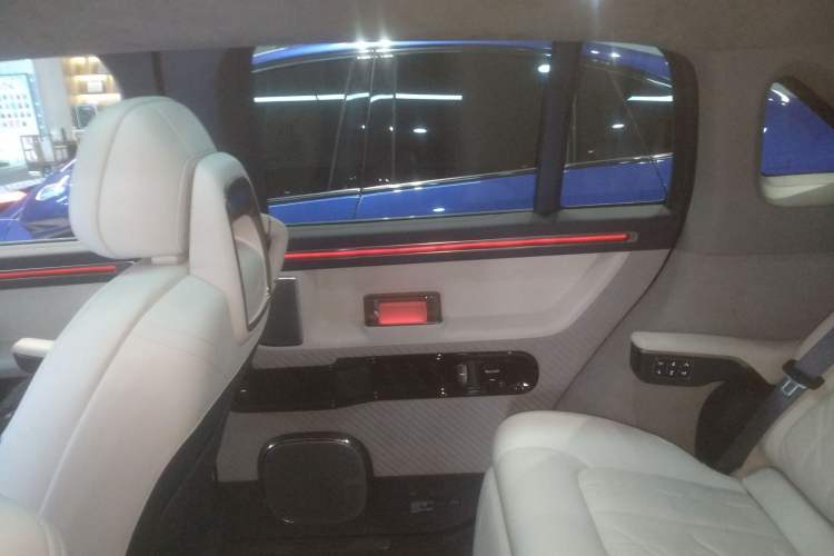 Used Zeekr MIX 2025 Long-Range Intelligent Driving Edition
