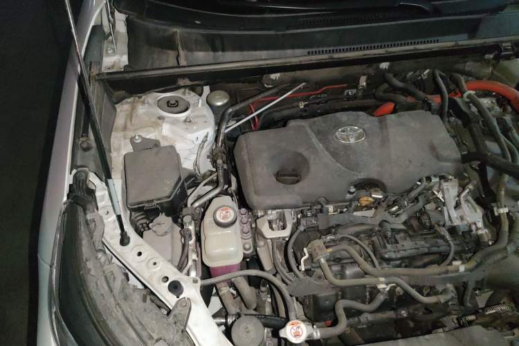 Used Toyota RAV4 2020 Dual-Engine 2.5L E-CVT 4x4 Elite PLUS Edition
