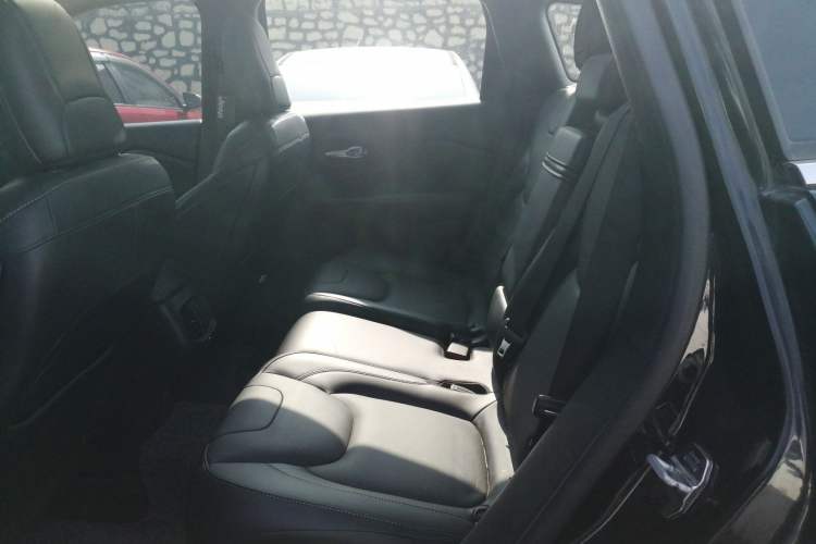 Used  Cherokee 2016 2.4L Professional Smart Version