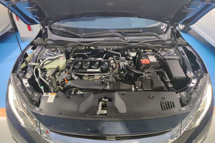 Used Honda Civic 2016 220TURBO CVT Luxury Edition
