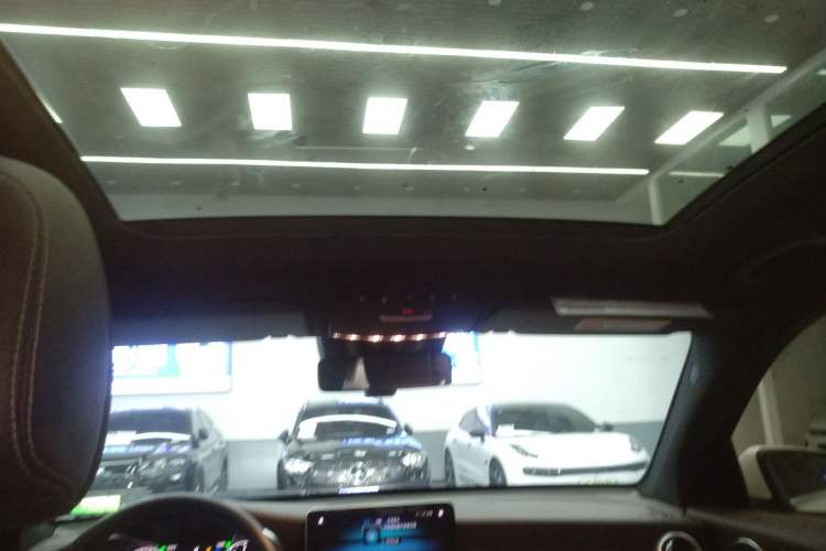 Used Mercedes-Benz GLC 2020 Facelift GLC 300 L 4MATIC Dynamic Edition
