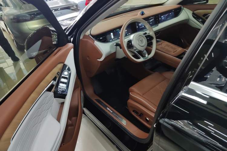 Used VOYAH FREE 2024 Ultra-Long Range Intelligent Driving Version
