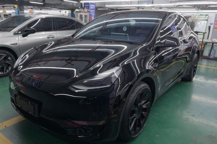 Used Tesla Model Y 2021 Long-Range All-Wheel-Drive Version 3D7