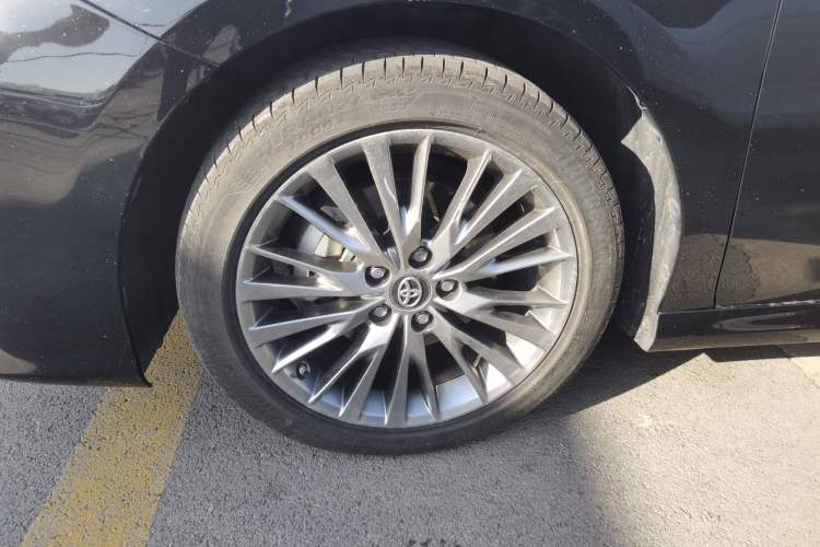 Used Toyota Camry 2019 Revised Version Dual-Engine 2.5 HG Luxury Edition
