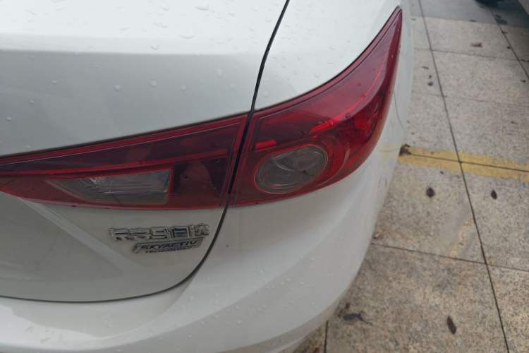 Used Mazda Mazda 3 Axela 2017 Sedan 1.5L Automatic Comfort Model Emission Standard China V
