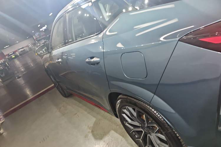 Used Oshan Z6 2023 Blue Whale 1.5T DCT Smart-Led City Edition
