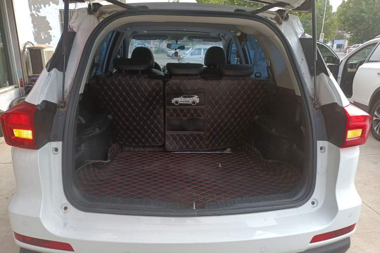 Used Haval M6 2017 1.5T Manual Two-Wheel Drive Elite Model
