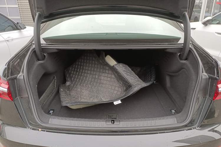 Used Audi A6L 2025 Revised 45 TFSI Prestige Dynamic Edition