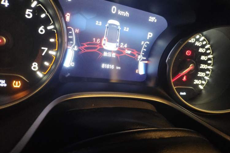 Used  Compass 2017 200T Automatic Family Edition
