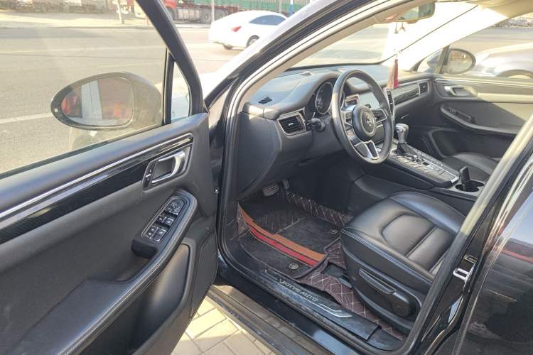 Used Zotye SR9 2017 2.0T Automatic Ultimate Light Edition