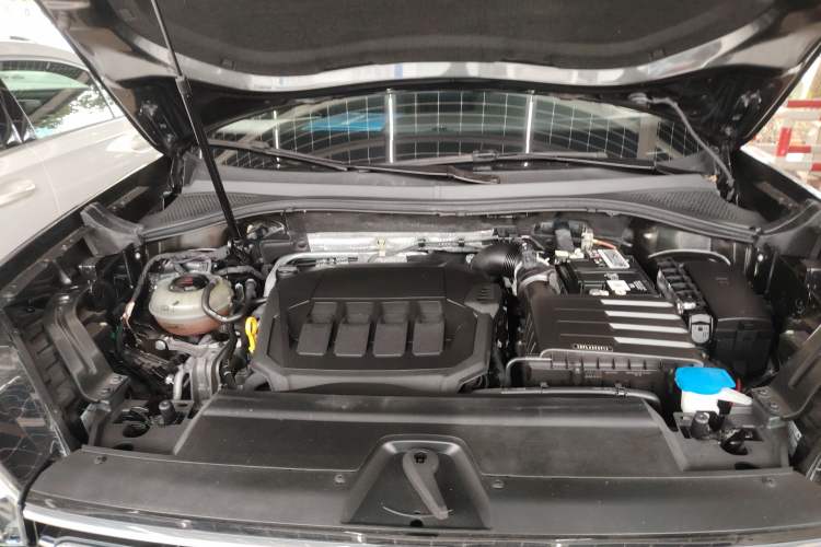 Used Volkswagen Tayron 2021 330TSI Two-Wheel Drive Luxury Smart Connectivity Version