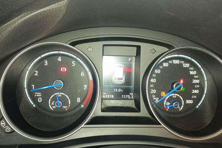 Used Volkswagen Scirocco 2015 R 2.0TSI
