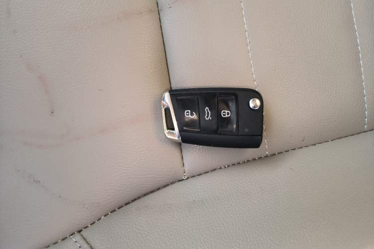 Used Volkswagen Lamando 2019 230TSI DSG Fashion Edition China V Standard
