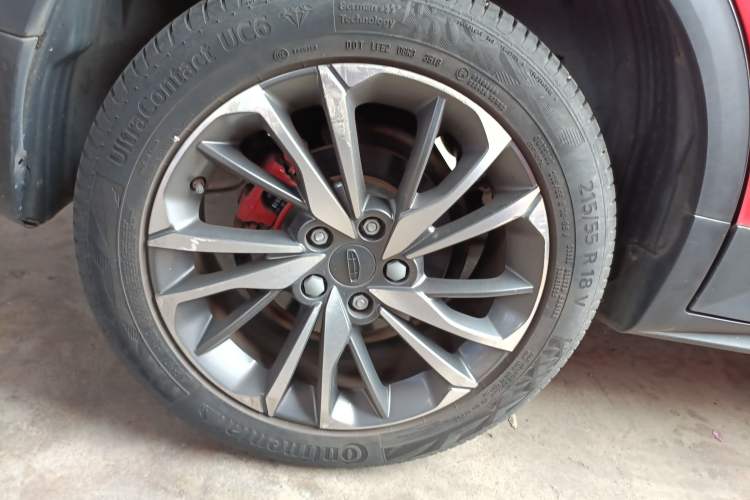 Used Geely Auto Coolray 2019 Sport Model 260T DCT Battle China V Standard