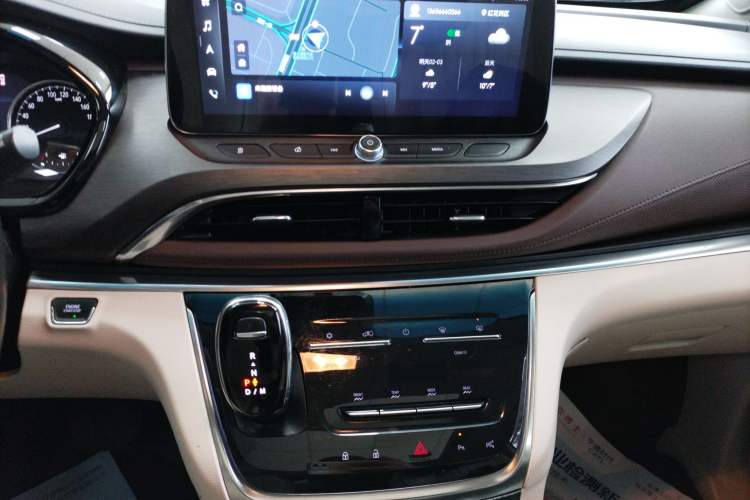 Used Buick GL8 2023 Land Executive Class 652T Luxury Model