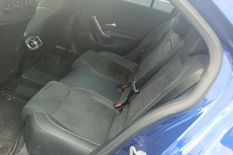 Used Mercedes-Benz A-Class 2020 Restyled A 200 L Sport Sedan Fashion Version
