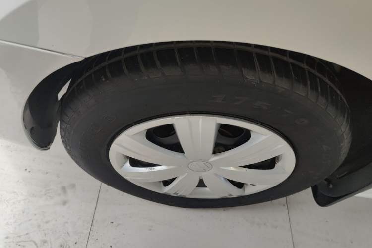 Used Volkswagen Jetta 2015 1.6L Manual Fashion Edition