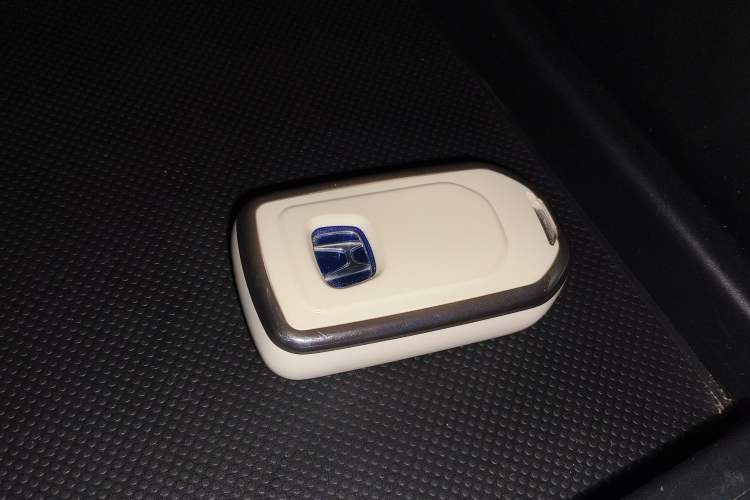 Used Honda Elysion 2019 2.0L Hybrid Luxury Edition
