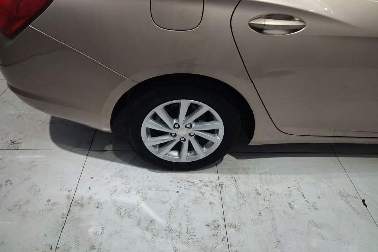 Used Buick Verano 2019 Sedan 15S Automatic Leading Model