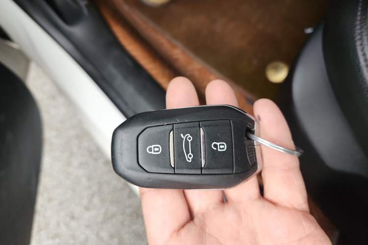 Used Citroen C4L 2014 1.8L Intelligent Drive Automatic Dynamic Model
