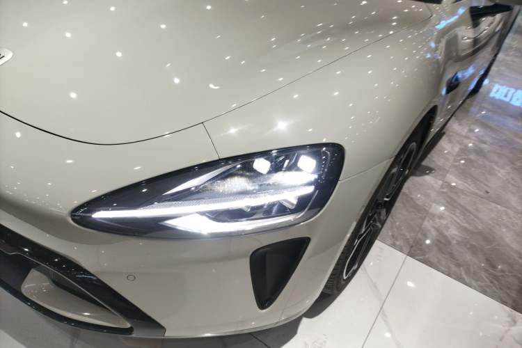 Used  SU7 2024 Rear-Drive Ultra-Long Range Advanced Pro-Level Intelligent Driving Version
