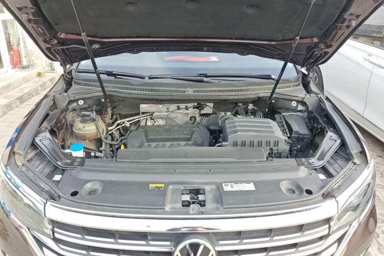 Used Volkswagen Viloran 2023 380TSI Prestige Edition
