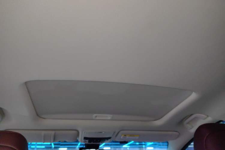 Used Honda Elysion 2022 2.0L eHEV Prestige Edition
