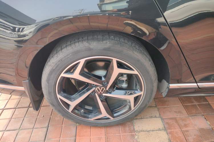 Used Volkswagen Magotan 2023 2 Million Units Commemorative Edition 330TSI DSG Luxury Version
