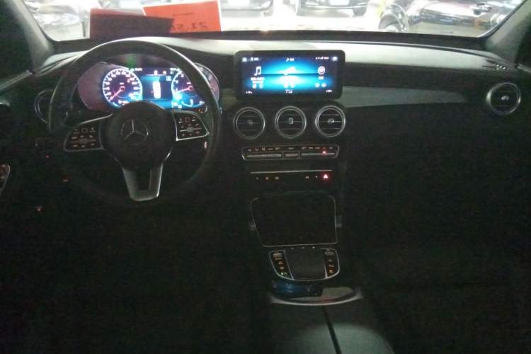 Used Mercedes-Benz GLC 2021 GLC 260 L 4MATIC Dynamic Edition