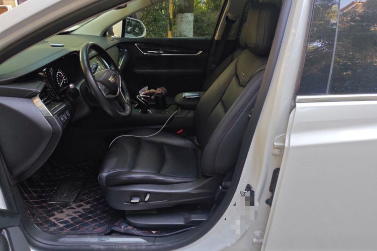 Used Cadillac XT5 2018 25T Luxury Model