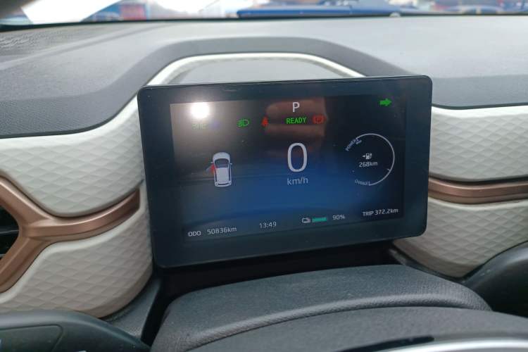 Used SOL E10X 2021 302 km Range Luxury Version 30.2 kWh